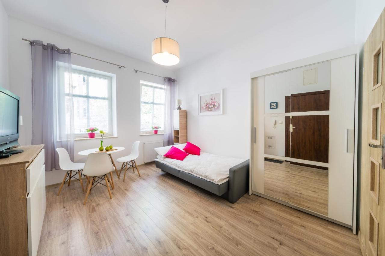 Zelazna Apartment Wawelofts Краків Екстер'єр фото